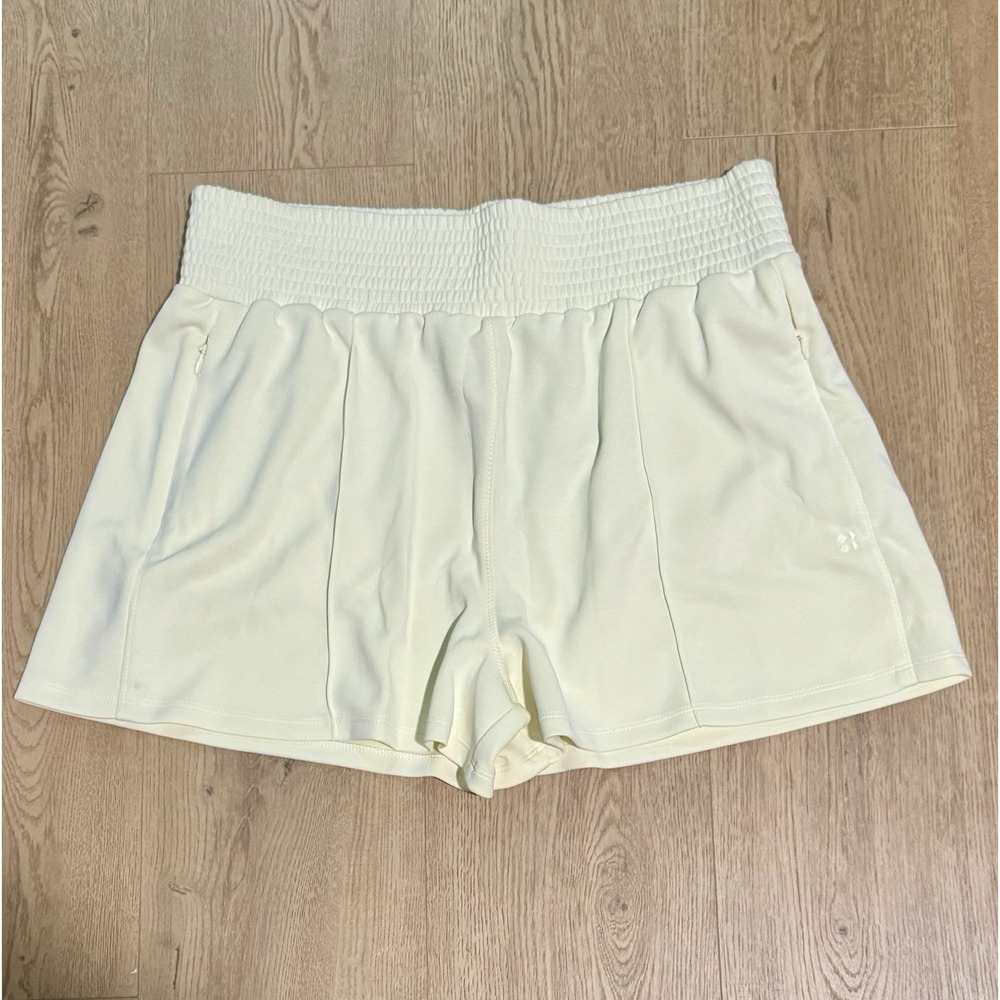 Sweaty Betty Sand Wash CloudWeight Shorts Buttercream Yellow XL AthLeisure NWT - Picture 2 of 8